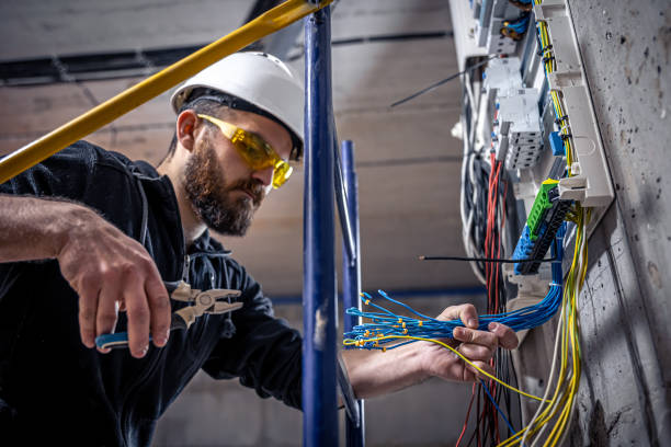 Best Licensed Electrician  in Bosque Farms, NM